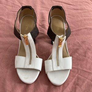 MICHAEL MICHAEL KORS BERKLEY PLATFORM SANDAL